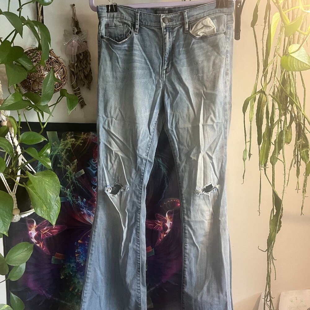 William Rast Boot Leg size 29